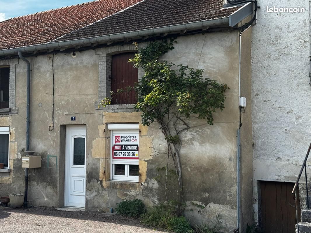 Maison 3 pièces 60 m² · à Roches-Bettaincourt · 60 m² · 10 000 €