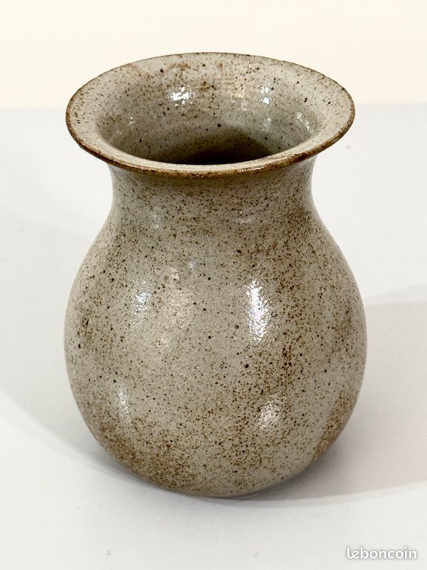 Vase en grès moucheté verni 11 x 15,5 cm très bon état (image 1)