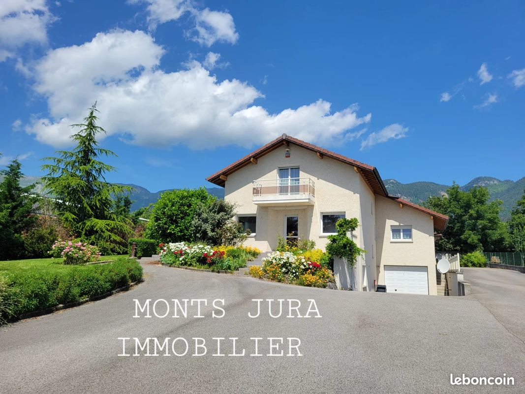 Maison 7 pièces 360 m² · à Gex · 360 m² · 790 000 €