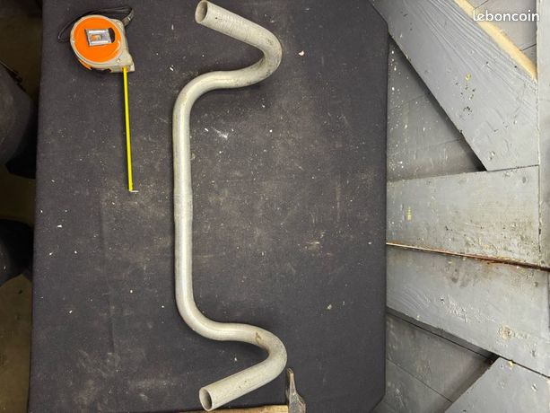 Bandes autocollantes en vinyle à effet carbone – 5 m x 50 mm Meilleur Bandes autocollantes en vinyle à effet carbone – 5 m x 50 mm Meilleur