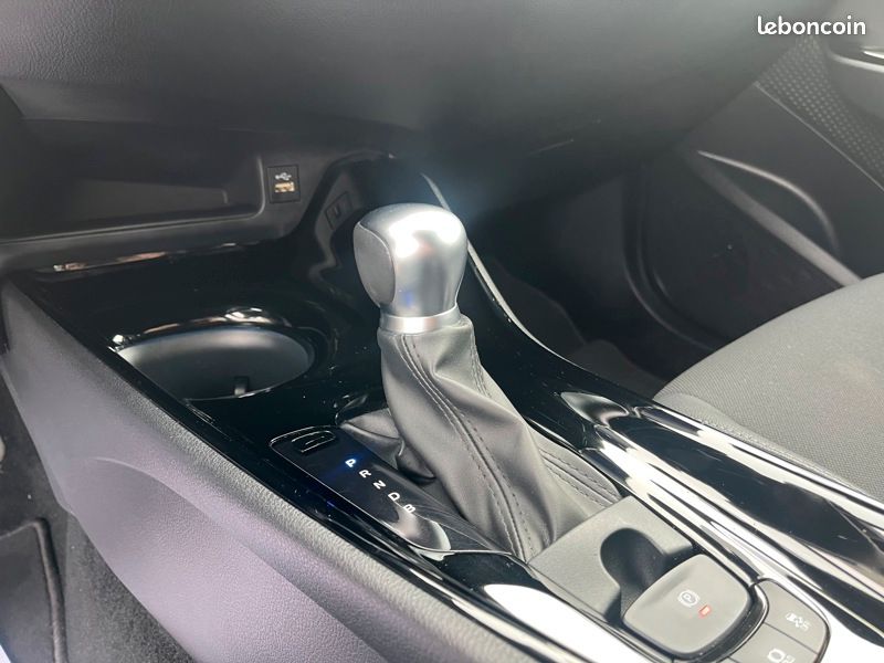 Toyota C-HR 1.8 HYBRIDE 122 DESIGN ULTIMATE MY23 (image 21)