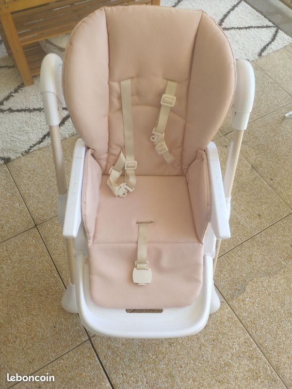 Chaise haute (image 7)