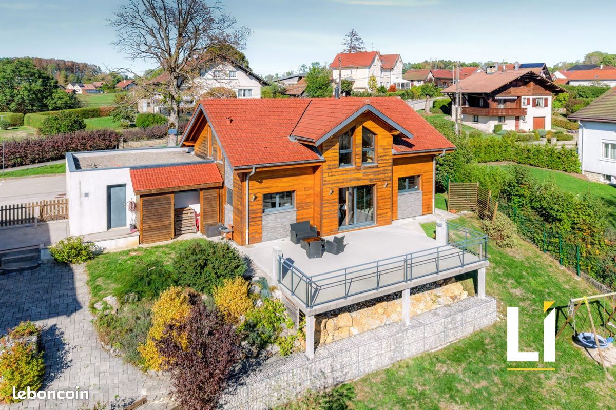 Maison 6 pièces 138 m² · à Charquemont · 138 m² · 449 000 €