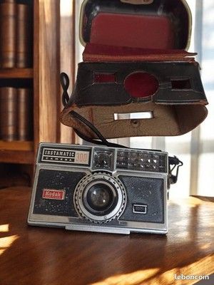 Appareil Photo Kodak Instamatic 300 - Vintage USA - Occasion