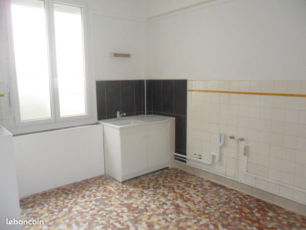 Appartement a louer vesoul - 5 pièce(s) - 148 m2 - Surfyn