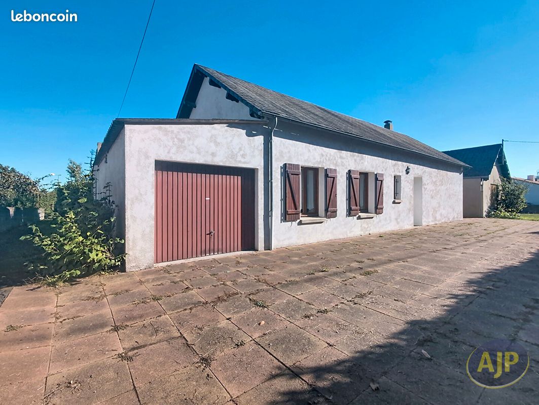 Maison 8 pièces 142 m² · à Vieillevigne · 142 m² · 233 200 €