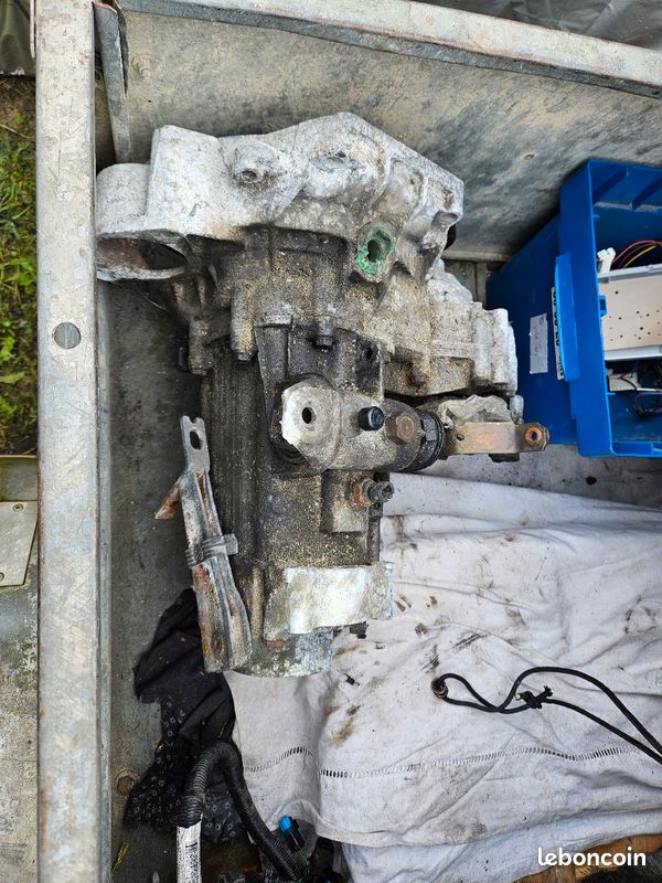 Boite de vitesse golf 1 à refaire (image 1)