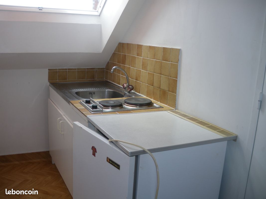 Appartement 1 pièce 20 m² · à Alençon · 20 m² · 300 €