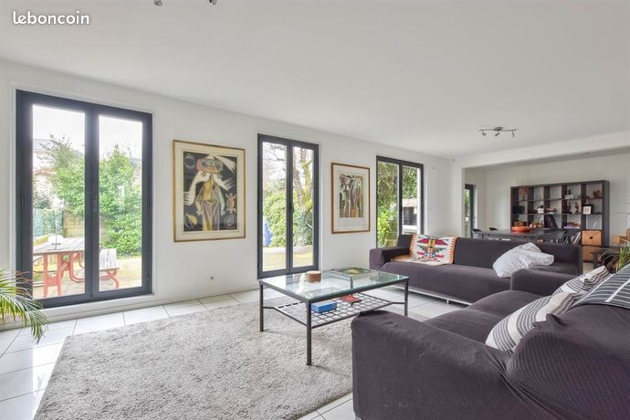 Propriété 5 pièces 201 m²
