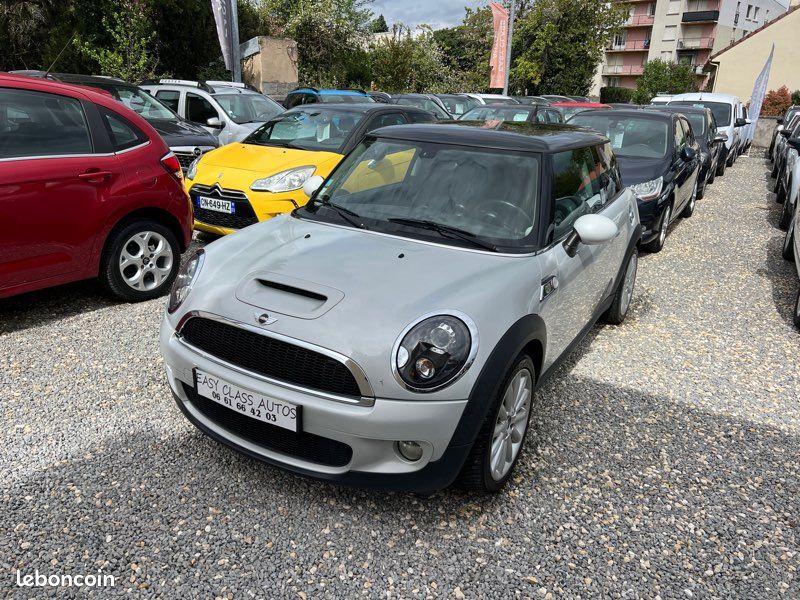 Mini Cooper S CAMDEN 1.6i 16V 175ch GPS.C/CLIM.A/REG/LIM/JA/CUIR (image 1)