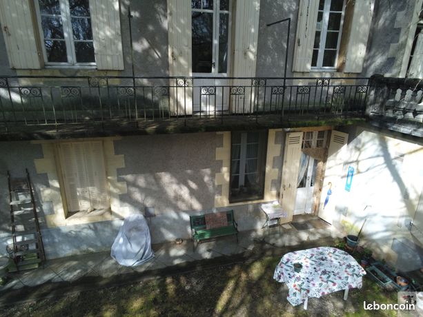 https://img.leboncoin.fr/api/v1/lbcpb1/images/88/4a/3c/884a3c81df0fa72e1f3c4605ae5af88a67616ac8.jpg?rule=ad-image