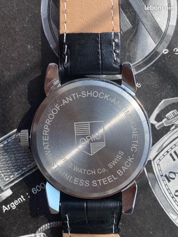 Montre Oris Vintage Homme - Remontage Manuel - Boîtier Doré, Cadran Noir - Années 80 - Occasion