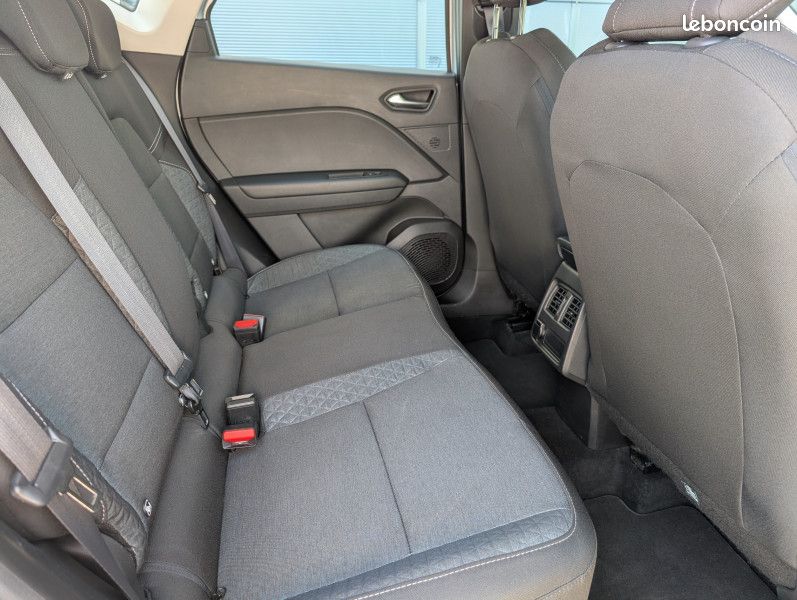 Renault CAPTUR II 1.3 TCE 140CH FAP BUSINESS EDC -21 (image 16)