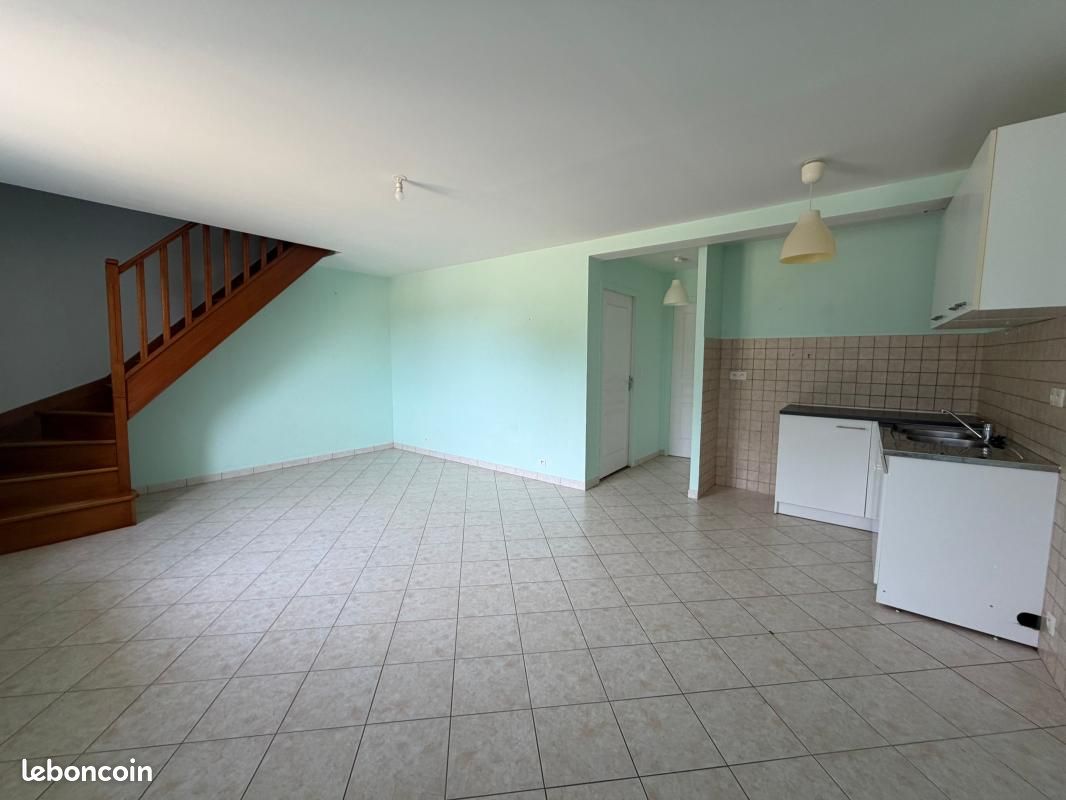 Maison 3 pièces 71 m² · à Chevru · 71 m² · 850 €