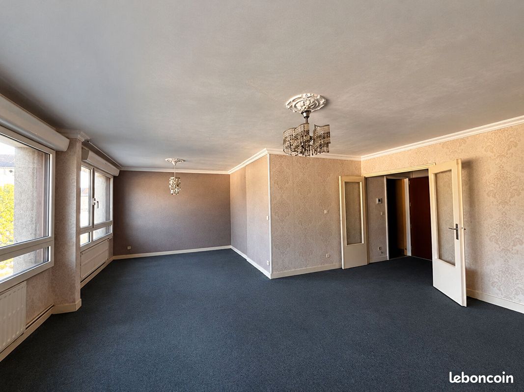 Appartement 4 pièces 88 m² · à Reims · 88 m² · 159 000 €