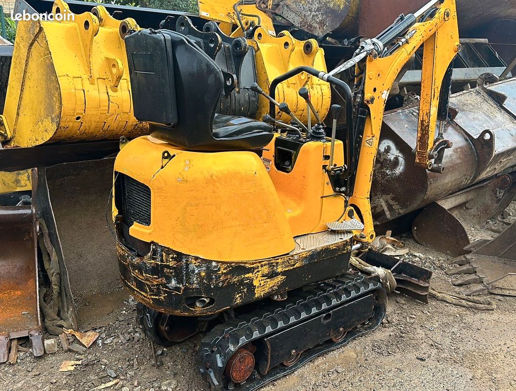 JCB 8008 CTS à 5900 HT (image 3)