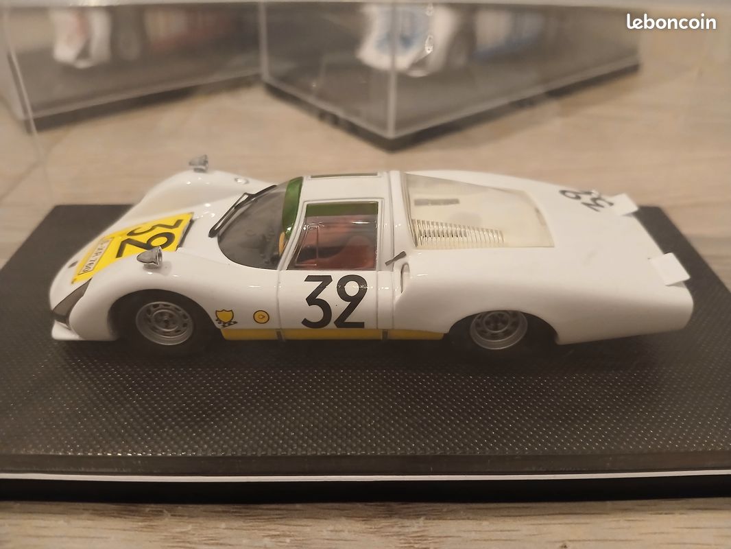 Diecast model cars Porsche 904 1964 1/43 Spark 1964 No.31 24h Le Mans G.Koch/H.Schiller Diecast model cars Porsche 904 1964 1/43 Spark 1964 No.31 24h Le Mans G.Koch/H.Schiller