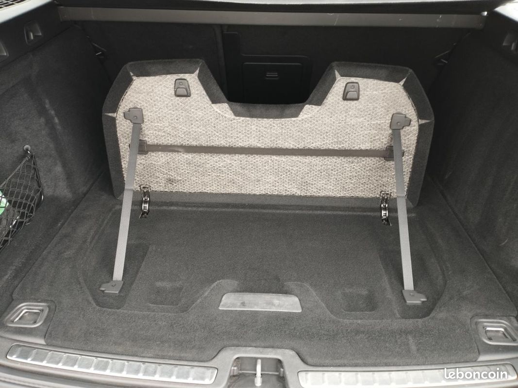 VOLVO V60 B4 Micro-Hybride Diesel - 197 - BVA Geartronic 2018 BREAK Start (image 18)