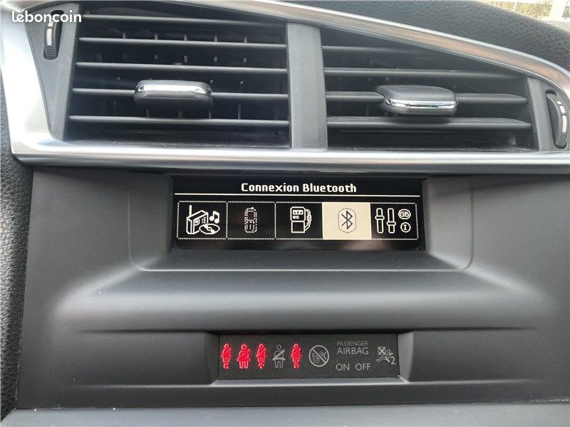 Citroën DS4 VTI 120 Chic (image 13)