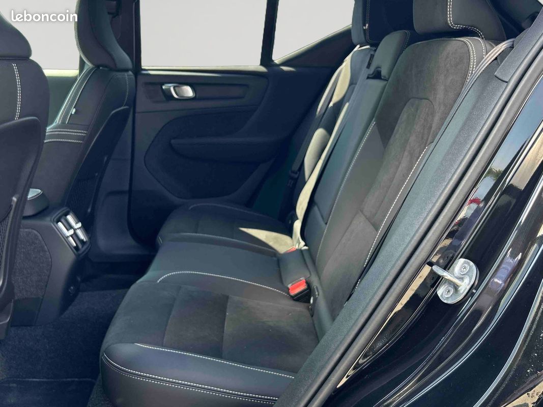 VOLVO EX40 Single Extended Range 252 ch Lounge Edition (image 17)