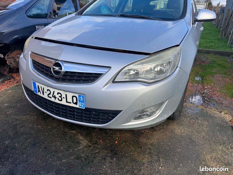Opel astra j (image 1)