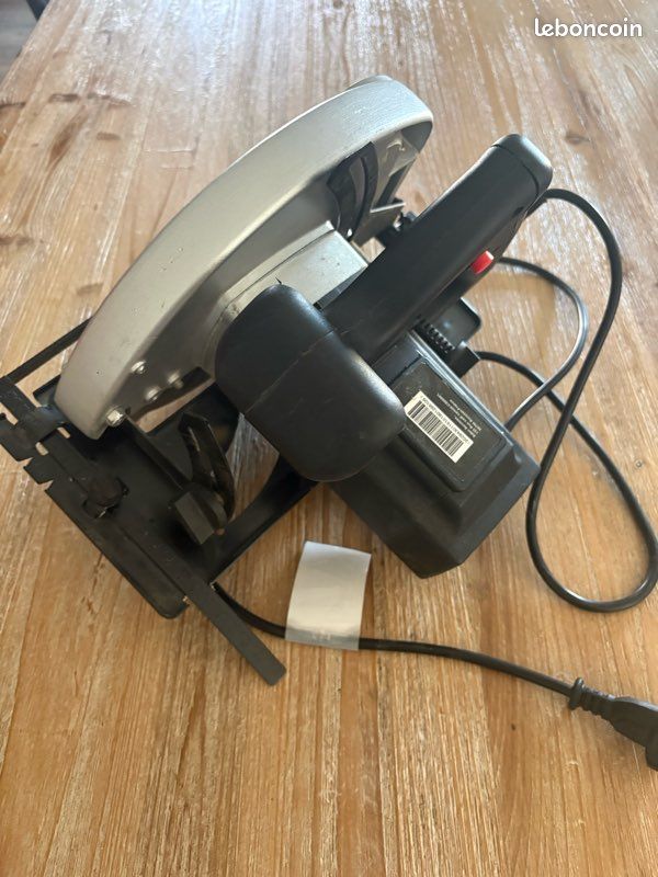 Scie circulaire 1200w (image 2)