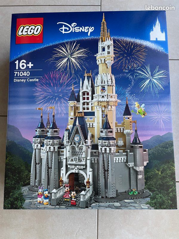 Lego Château Disney 71040 neuf, encore sous scellés d'origine (image 1)
