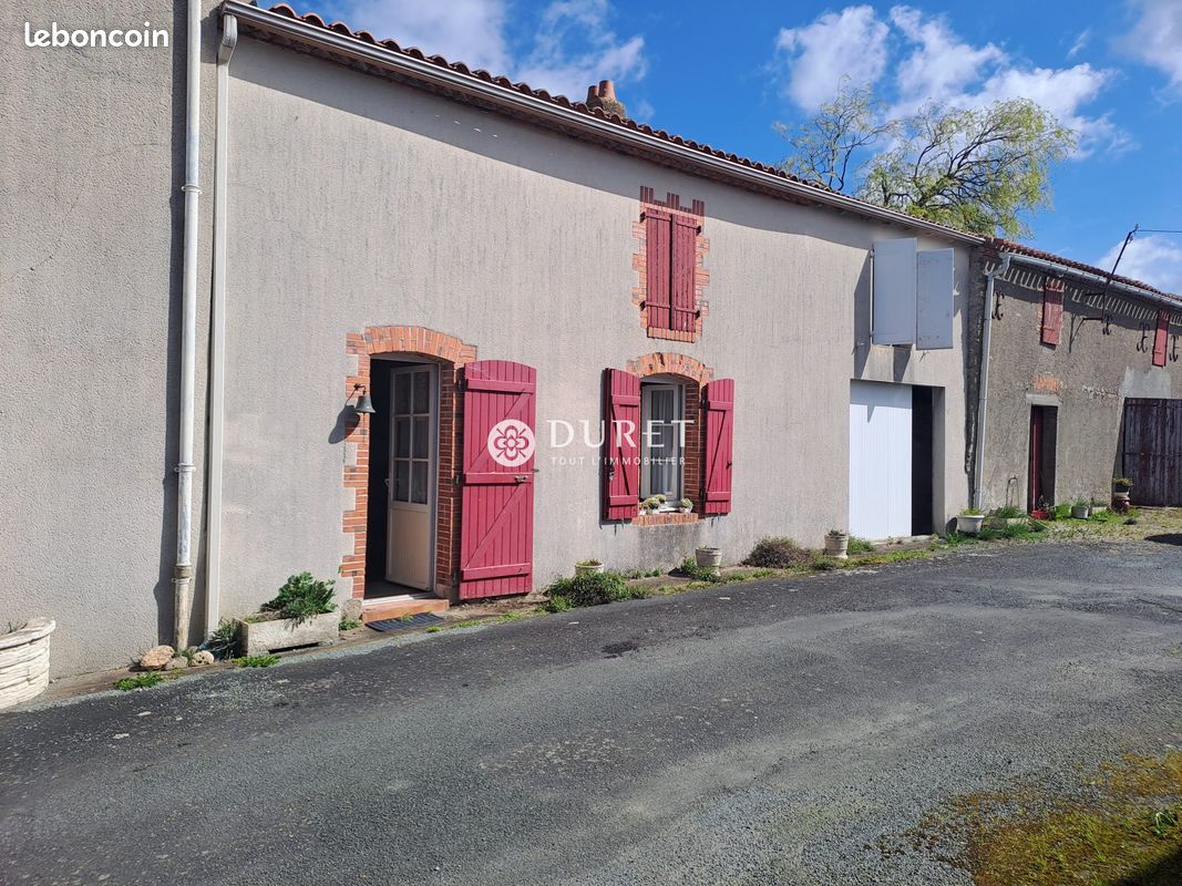 Maison 3 pièces 129 m² · à Les Brouzils · 129 m² · 96 900 €
