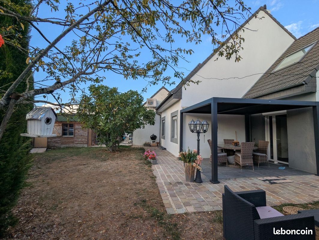 Maison 6 pièces 119 m² · à Saint-Doulchard · 119 m² · 266 000 €