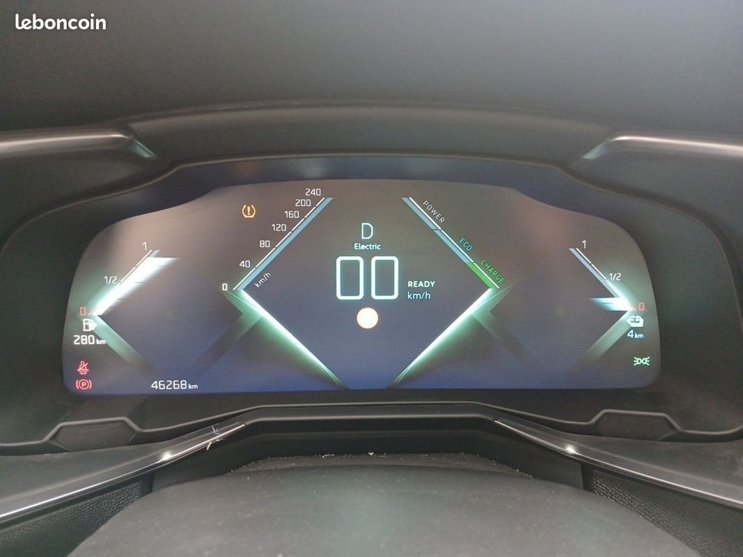 DS DS7 CROSSBACK Hybride E-Tense 300 EAT8 4x4 Rivoli GARANTIE 12 MOIS (image 13)
