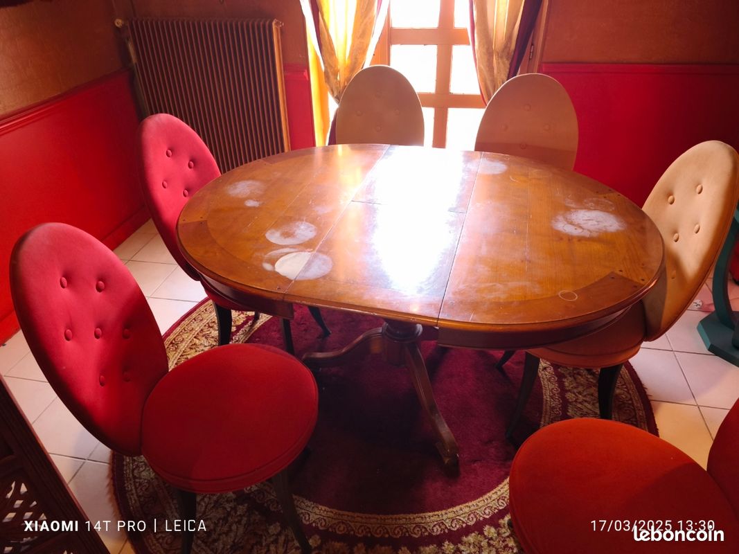 Table (image 1)