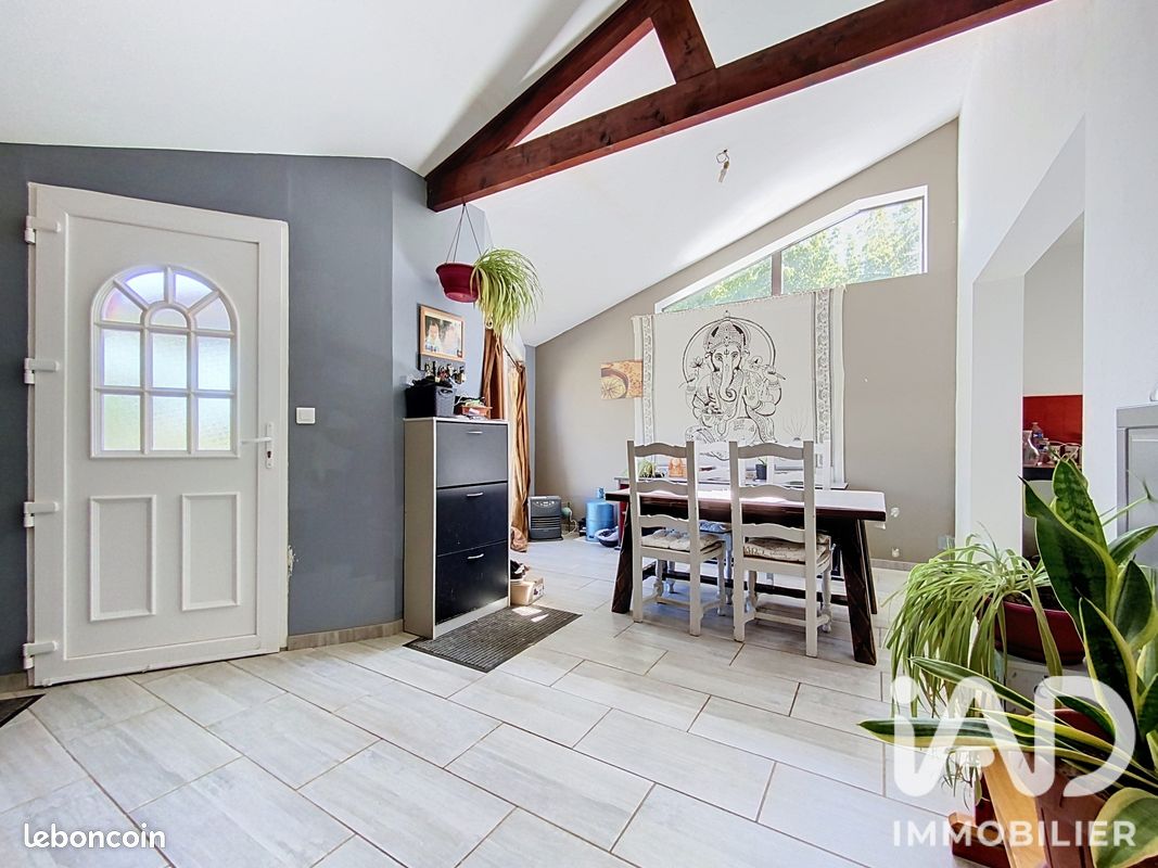 Maison 5 pièces 107 m² · à Pujols-sur-Ciron · 107 m² · 210 000 €