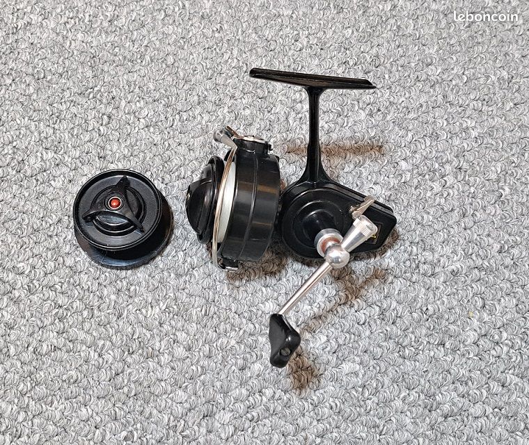Vends moulinet de pêche : MITCHELL 324 - Sport & Plein air