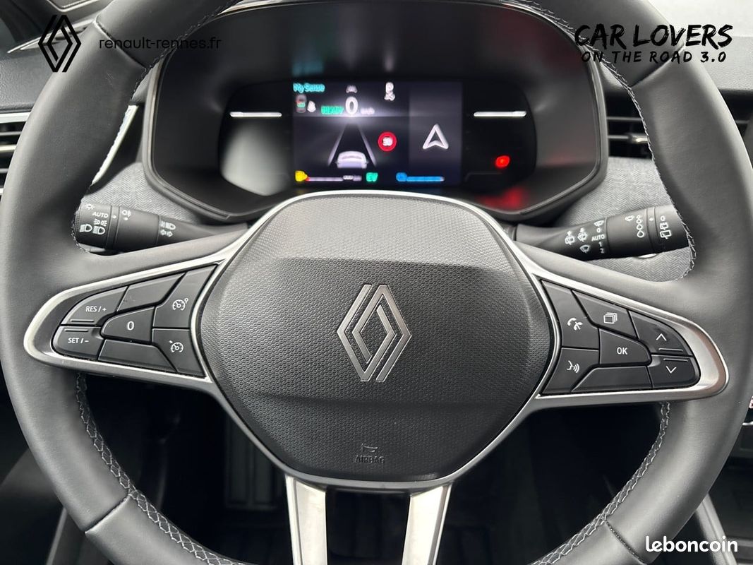 RENAULT Clio E-Tech full hybrid 145 ch GSR2 Techno (image 7)