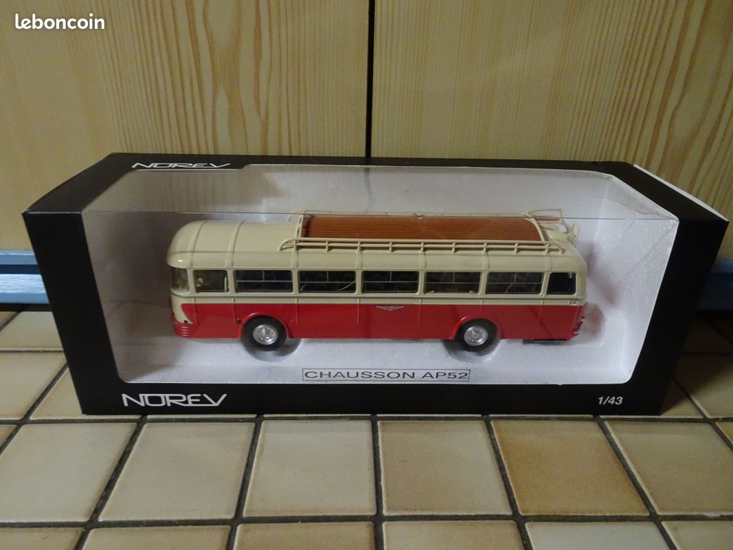 Bus-Autocar Chausson AP52 Paris Norev Collection 1/43 - Collection