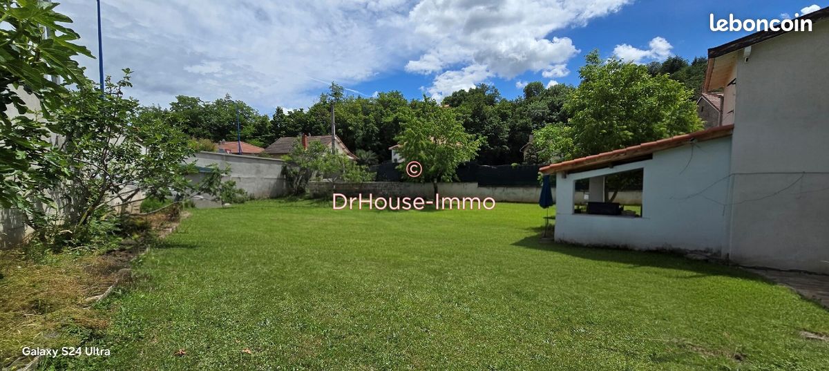 Appartement 4 pièces 80 m² · à Unieux · 80 m² · 130 000 €