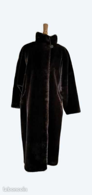 Manteau En Fourrure Poinçonnée Saint Louis - Taille L - Occasion Très Bon état