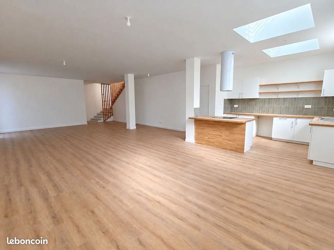 Appartement 5 pièces 172 m² · à Fontenay-sous-Bois · 172 m² · 2 290 €/mois
