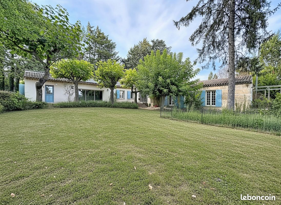 Maison 6 pièces 194 m² · à Aix-en-Provence · 194 m² · 1 040 000 €