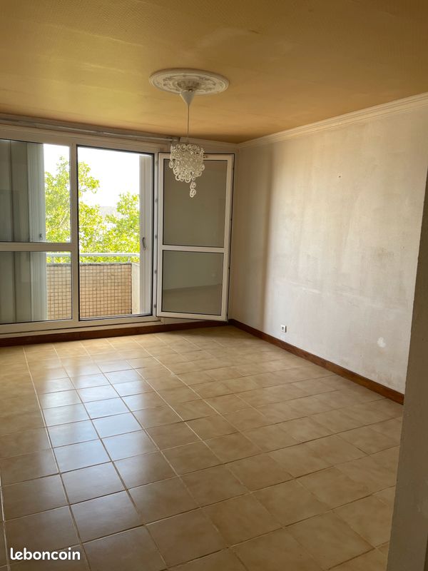Appartement 4 pièces 75 m² · à Châteaudun · 75 m² · 595 €/mois