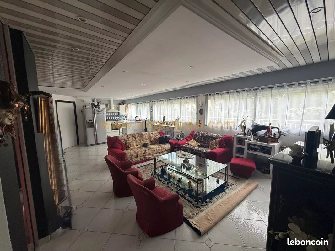 Appartement 4 pièces 45 m² · à Saint-Laurent-du-Var · 45 m² · 316 650 €