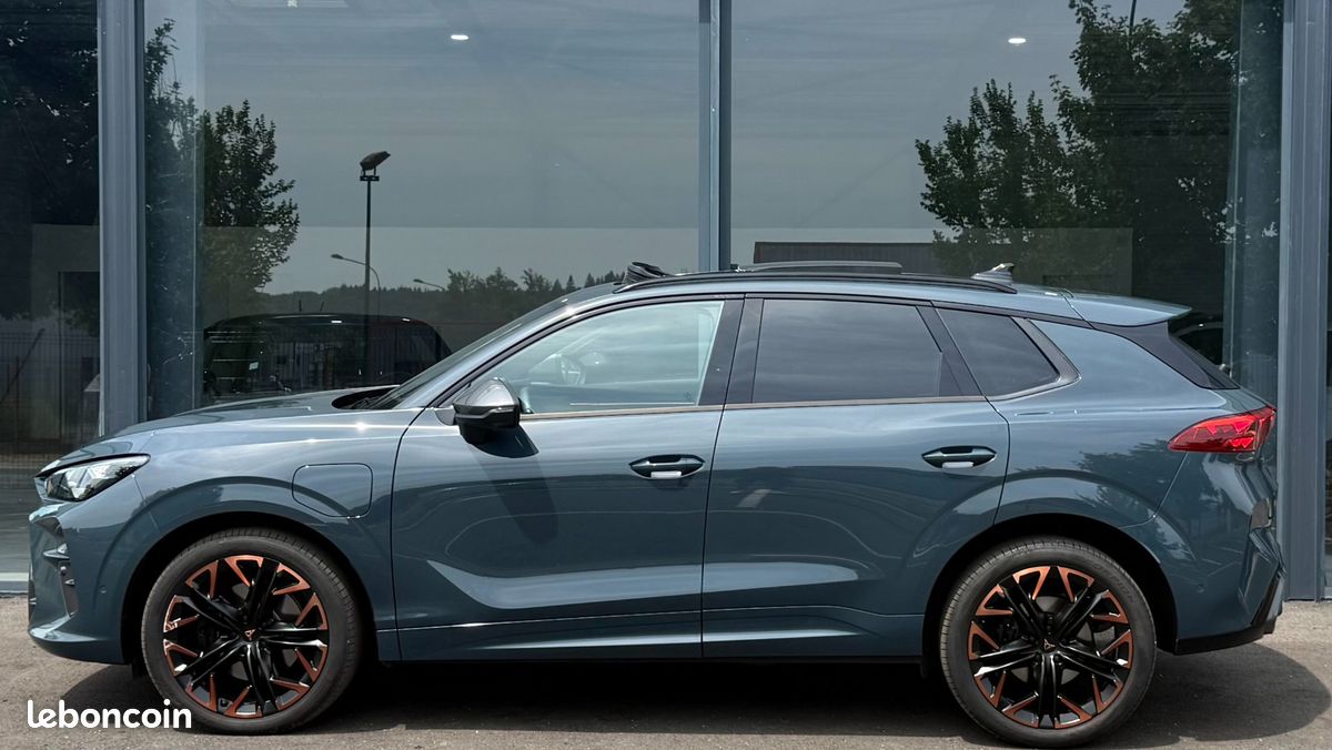 CUPRA Terramar 1.5 EHYBRID 272 VZ DSG6 (image 8)