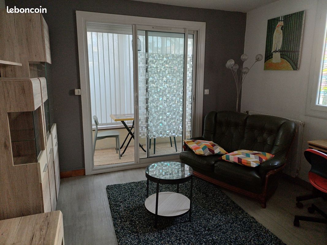Appartement 1 pièce 32 m² · à Saint-Cyr-sur-Mer · 32 m² · 760 €/mois
