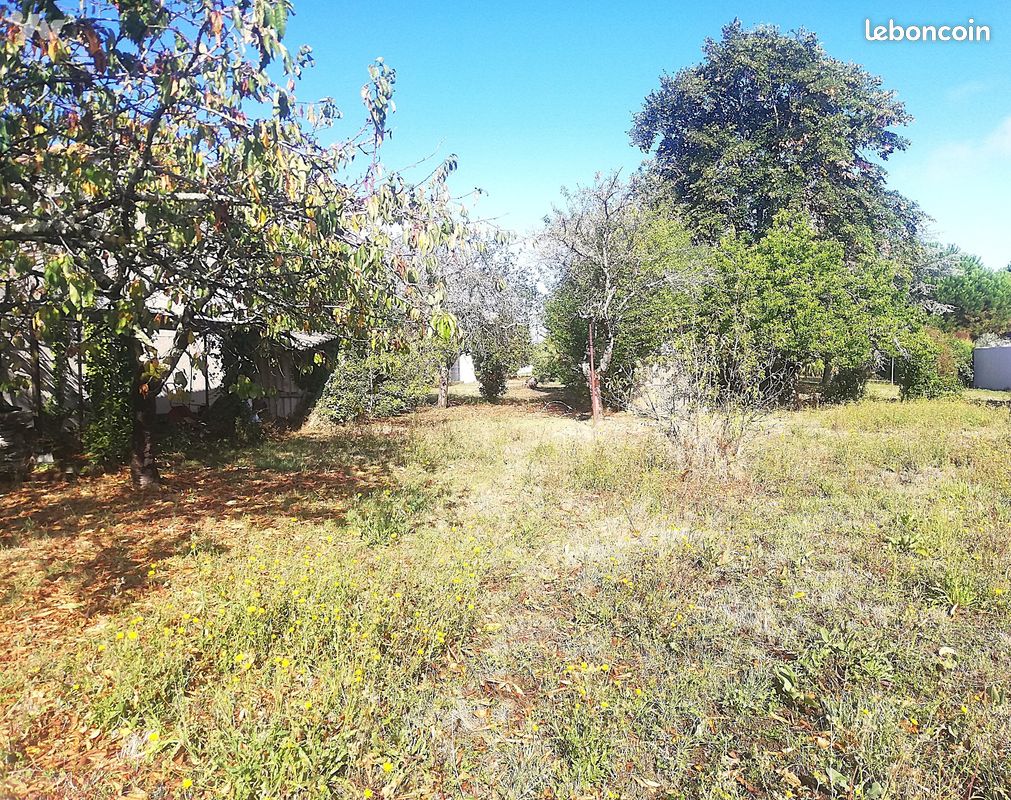 Maison 406 m² · à Le Château-d'Oléron · 406 m² · 126 400 €