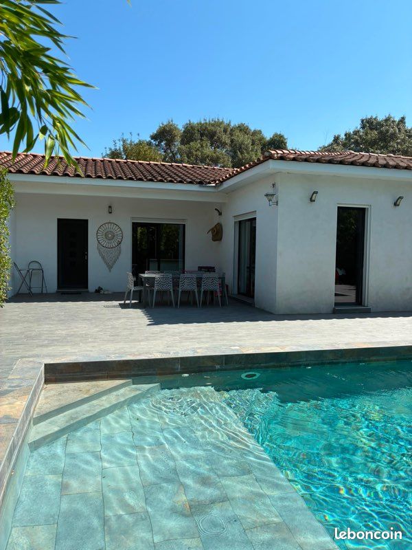 Maison 5 pièces 190 m² · à Nîmes · 190 m² · 449 000 €