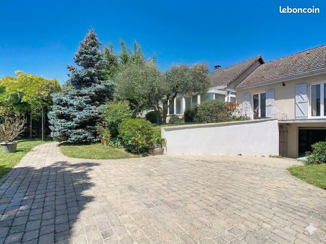 Maison 6 pièces 134 m² · à Beaune · 134 m² · 375 000 €