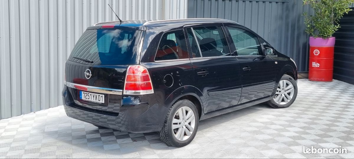 Opel zafira 1.9 CDTI 120CV (image 2)