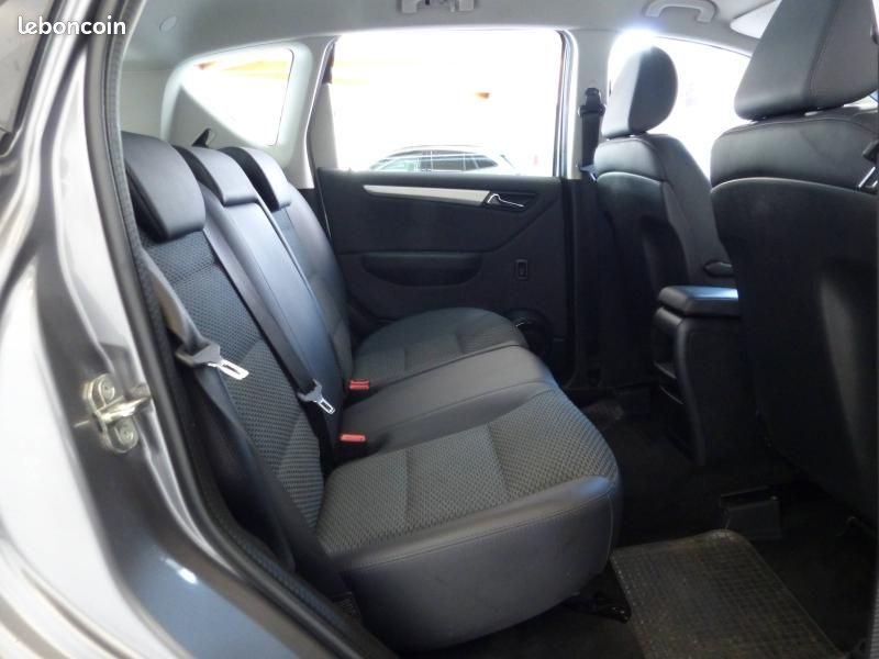 Mercedes-benz Classe A 180 CDI Avantgarde CVT (image 25)