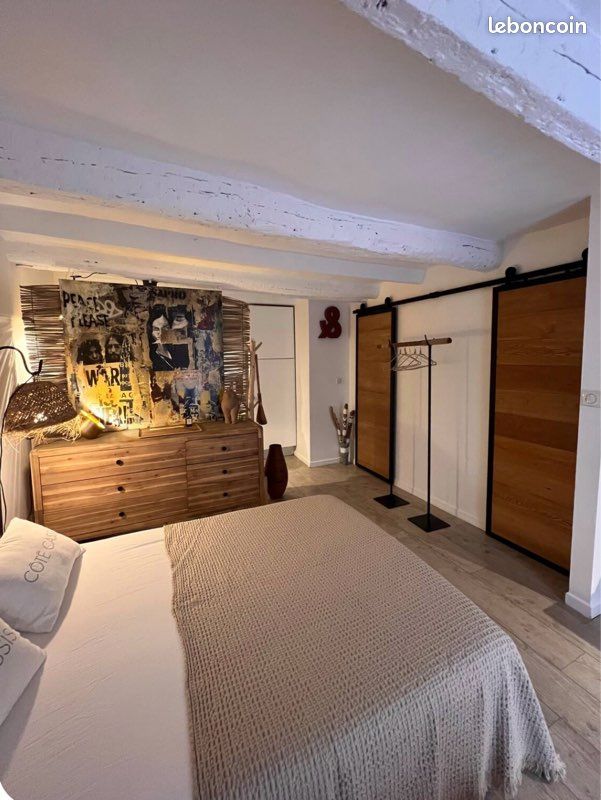 Appartement 1 pièce 24 m² · à Cassis · 24 m² · 800 €/mois
