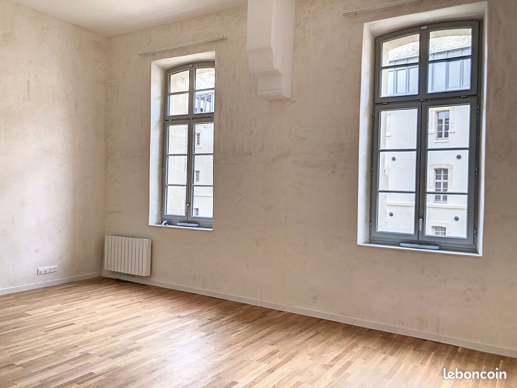 Appartement 1 pièce 44 m² · à Avignon · 44 m² · 516 €
